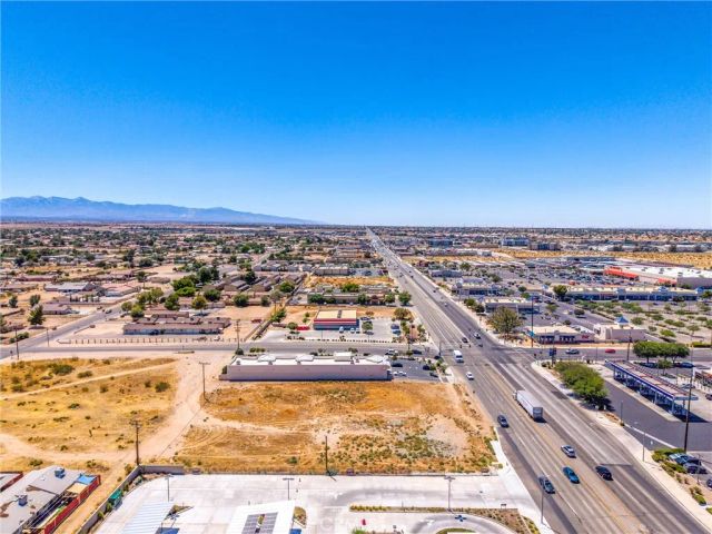 15335 Bear Valley, Hesperia, CA 92345