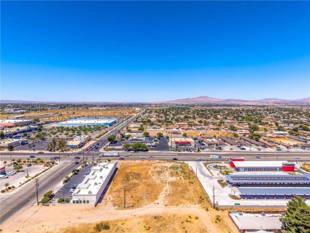 15335 Bear Valley, Hesperia, CA 92345