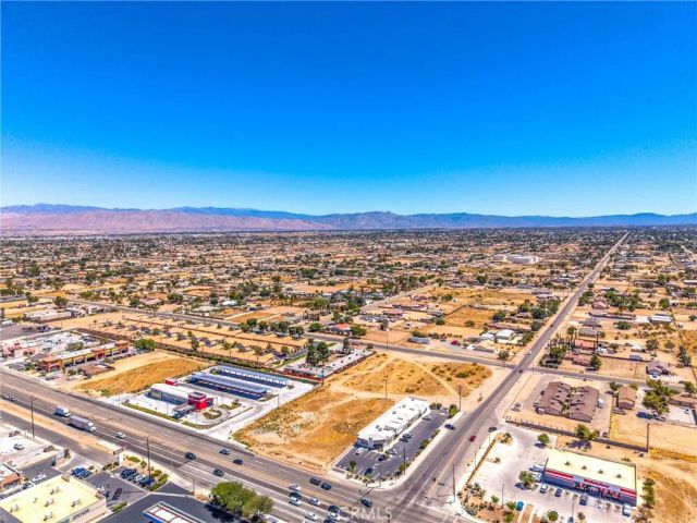 15335 Bear Valley, Hesperia, CA 92345