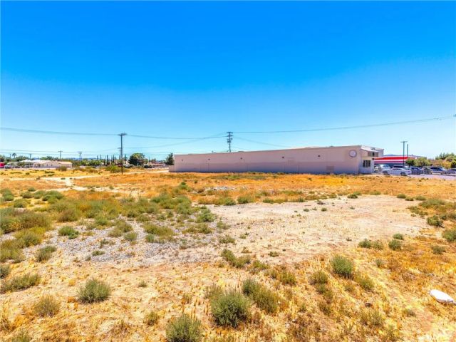 15335 Bear Valley, Hesperia, CA 92345