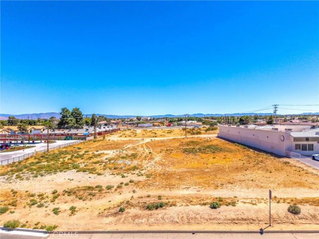 15335 Bear Valley, Hesperia, CA 92345
