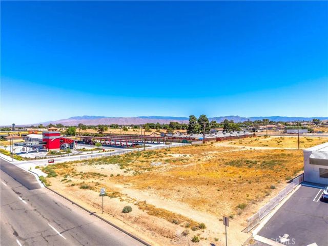 15335 Bear Valley, Hesperia, CA 92345