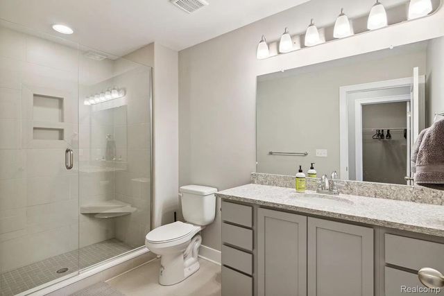 2535 W TOWNE Street, Ann Arbor, MI 48103
