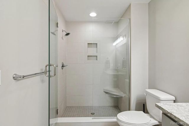 2535 W TOWNE Street, Ann Arbor, MI 48103
