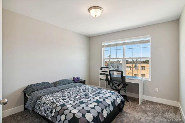 2535 W TOWNE Street, Ann Arbor, MI 48103