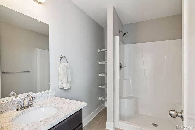 2535 W TOWNE Street, Ann Arbor, MI 48103