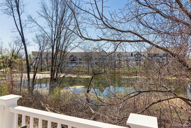 2535 W TOWNE Street, Ann Arbor, MI 48103