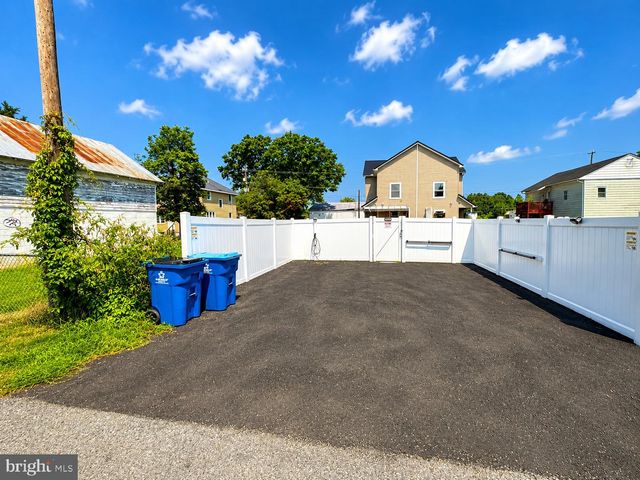 344 W MAIN ST, Elkton, MD 21921