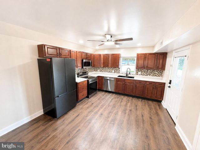 344 W MAIN ST, Elkton, MD 21921