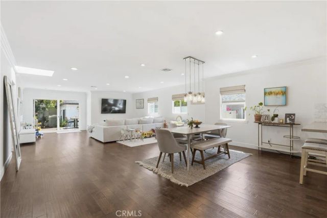 7410 W 85th Street, Los Angeles, CA 90045