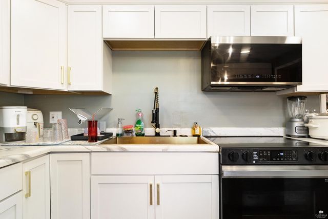 120 E 12TH Street, Junction City, KS 66441