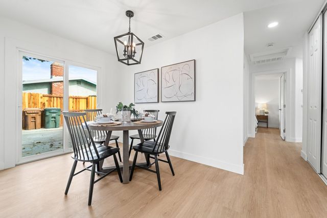 215 215 San Bernardino Ct, Bay Point, CA 94565