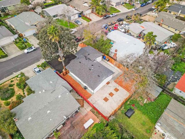 215 215 San Bernardino Ct, Bay Point, CA 94565