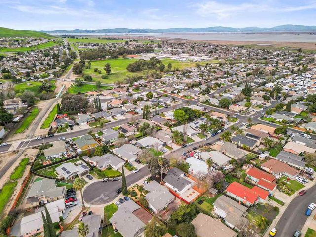 215 215 San Bernardino Ct, Bay Point, CA 94565