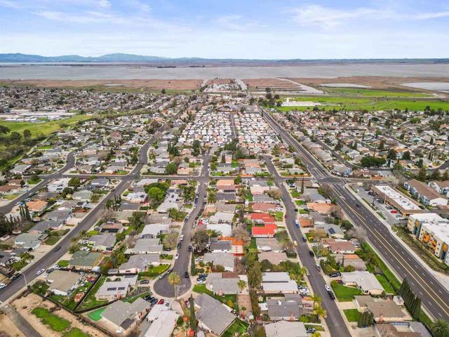 215 215 San Bernardino Ct, Bay Point, CA 94565