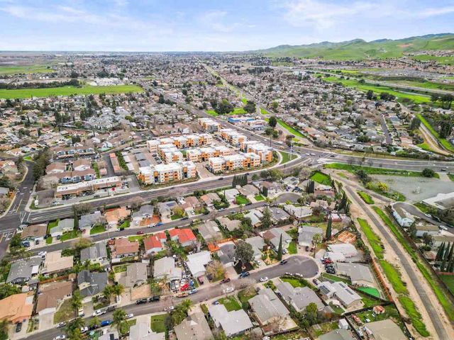 215 215 San Bernardino Ct, Bay Point, CA 94565