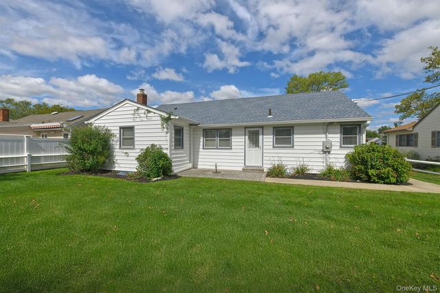 3566 Anita Lane, Wantagh, NY 11793
