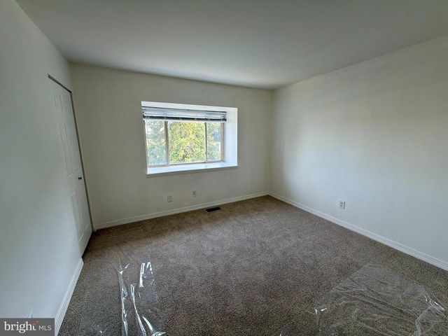 605 COBBLE CREEK CURV, Newark, DE 19702
