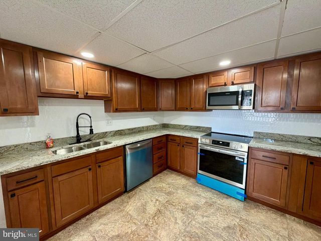 605 COBBLE CREEK CURV, Newark, DE 19702