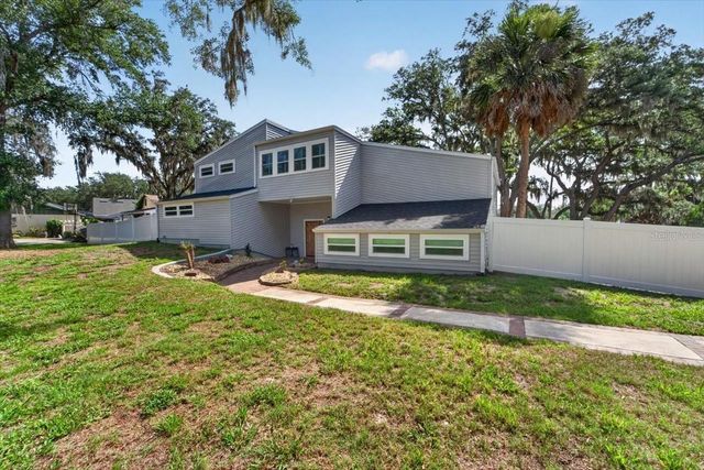 11302 SANDPINE ROAD, Riverview, FL 33569