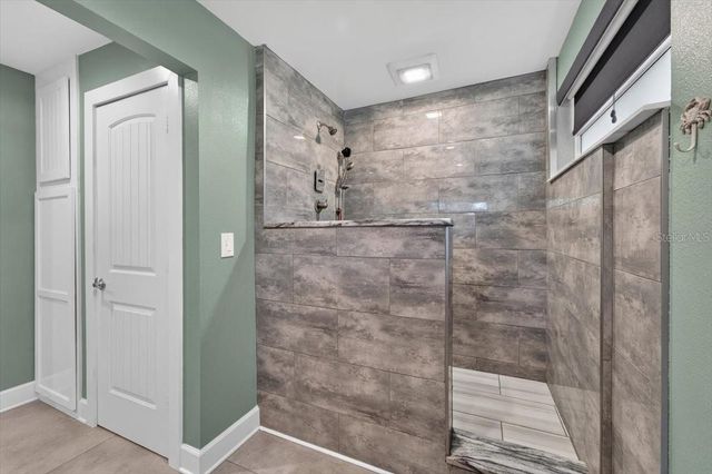 11302 SANDPINE ROAD, Riverview, FL 33569