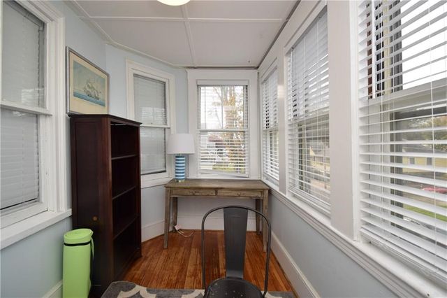 16 Vaughan Avenue 2, Newport, RI 02840