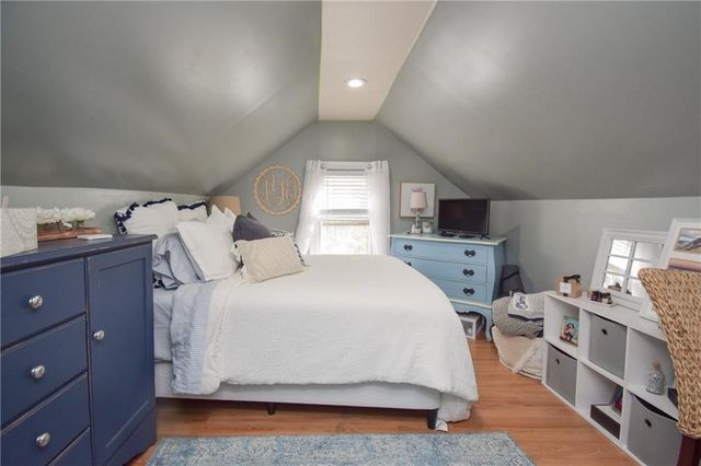 16 Vaughan Avenue 2, Newport, RI 02840