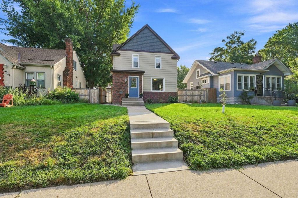 4533 Snelling Avenue, Minneapolis, MN 55406