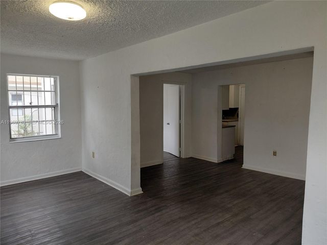 7091 NW 21st Avenue, Miami, FL 33147