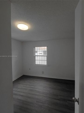 7091 NW 21st Avenue, Miami, FL 33147