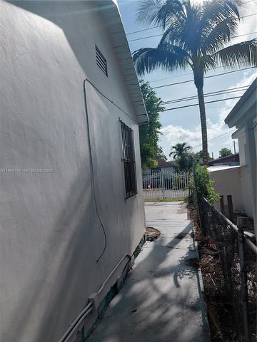 7091 NW 21st Avenue, Miami, FL 33147