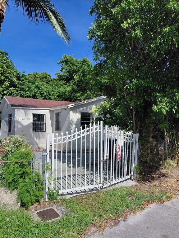 7091 NW 21st Avenue, Miami, FL 33147