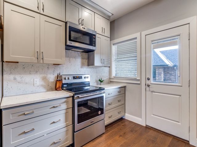 10714 Park Village Place D, Dallas, TX 75230