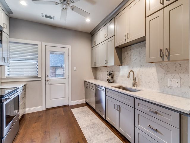 10714 Park Village Place D, Dallas, TX 75230