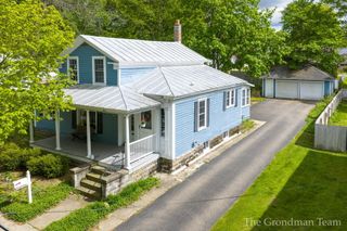 417 Monroe Street, Allegan, MI 49010