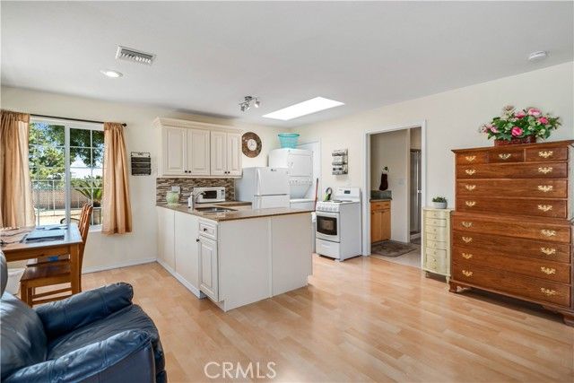 6151 Hickory Street, Palmdale, CA 93551