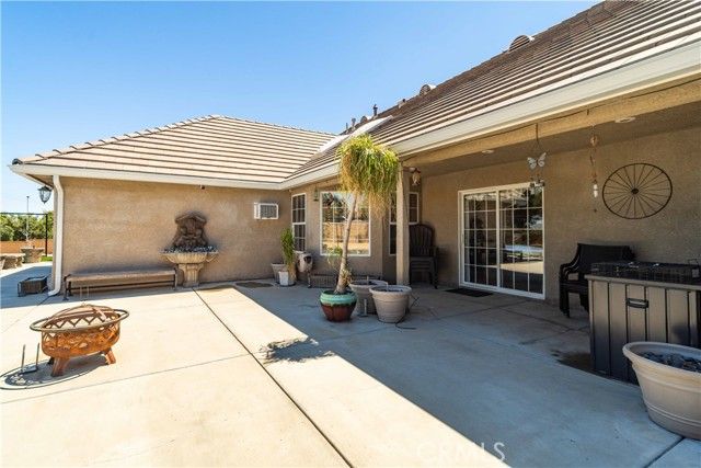 6151 Hickory Street, Palmdale, CA 93551