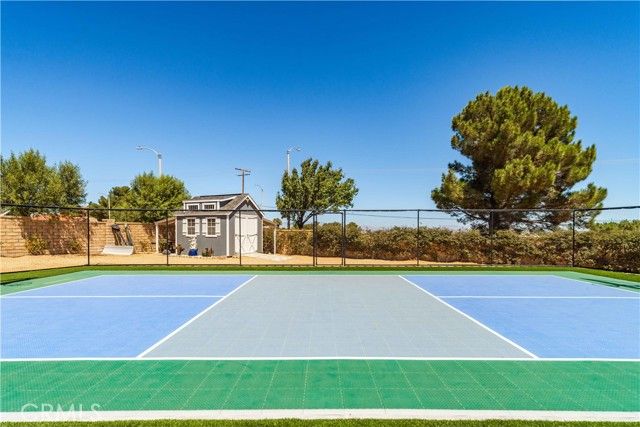 6151 Hickory Street, Palmdale, CA 93551