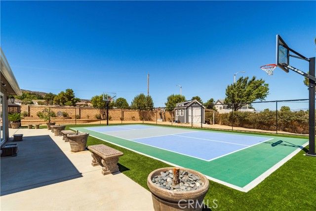 6151 Hickory Street, Palmdale, CA 93551