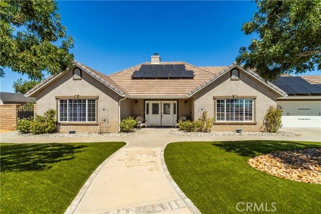 6151 Hickory Street, Palmdale, CA 93551