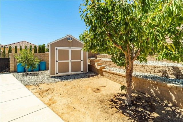 6151 Hickory Street, Palmdale, CA 93551