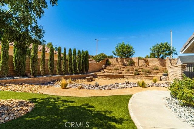 6151 Hickory Street, Palmdale, CA 93551