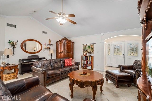 6151 Hickory Street, Palmdale, CA 93551