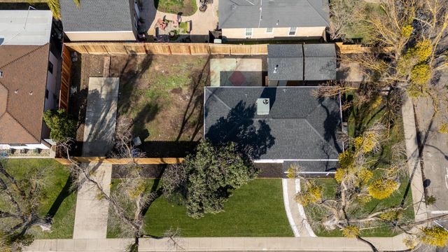 927 E Fairmont Ave, Modesto, CA 95350