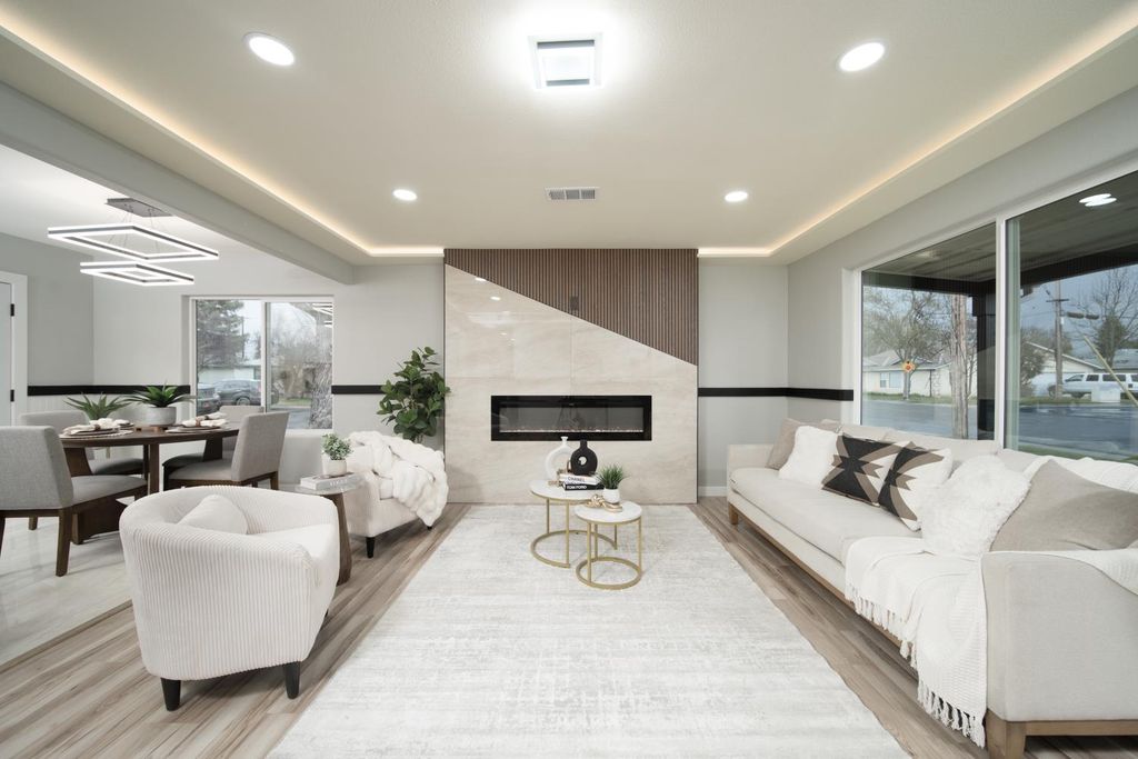 927 E Fairmont Ave, Modesto, CA 95350