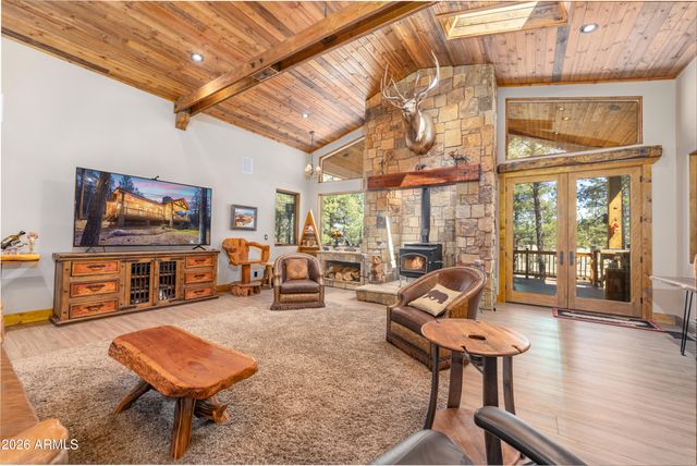 252 W DAWN Circle, Munds Park, AZ 86017