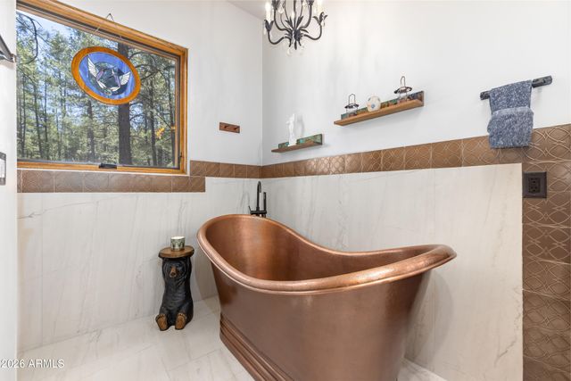 252 W DAWN Circle, Munds Park, AZ 86017