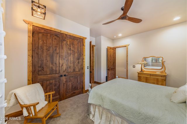 252 W DAWN Circle, Munds Park, AZ 86017