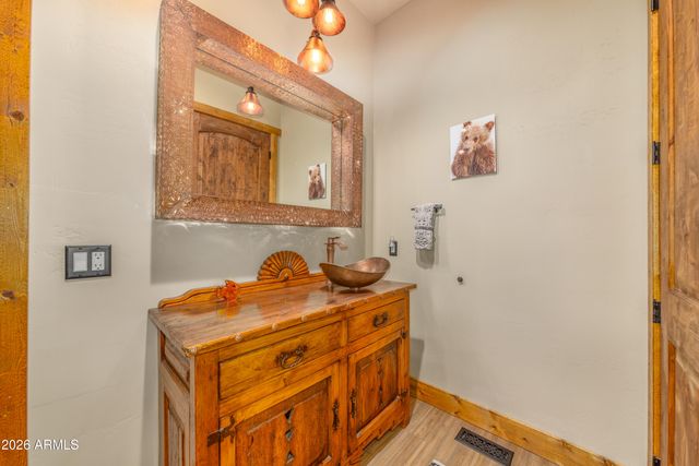 252 W DAWN Circle, Munds Park, AZ 86017