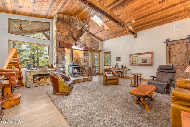 252 W DAWN Circle, Munds Park, AZ 86017